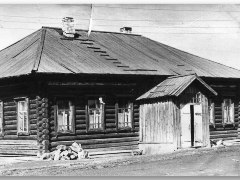 первое здание школы 1871 года первое здание школы 1871 года